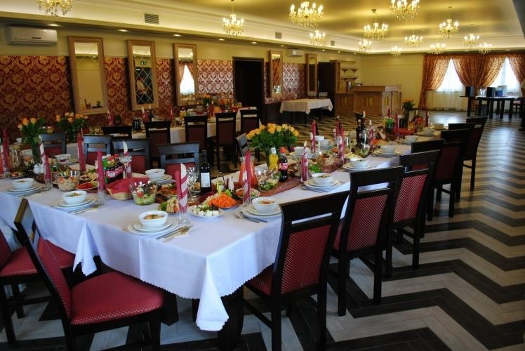 Hotel Zloty Mlyn Majkow Piotrkow Trybunalski Luaran gambar