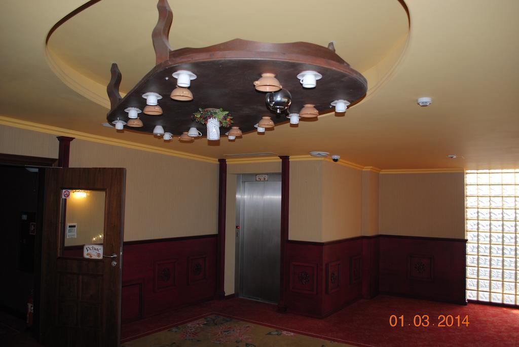 Hotel Zloty Mlyn Majkow Piotrkow Trybunalski Luaran gambar